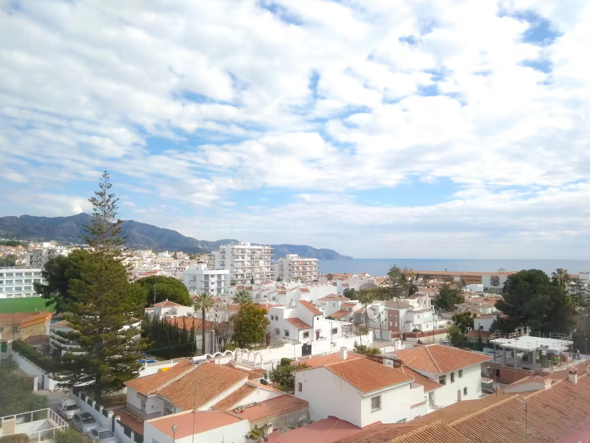 Appartement près de Burriana Beach – Centusur Nerja Tulipanes