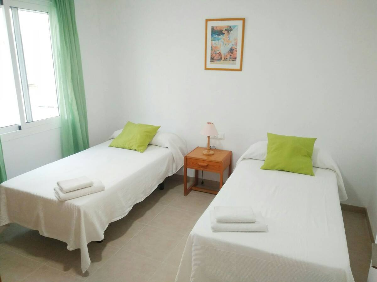 Appartement près de Burriana Beach – Centusur Nerja Tulipanes