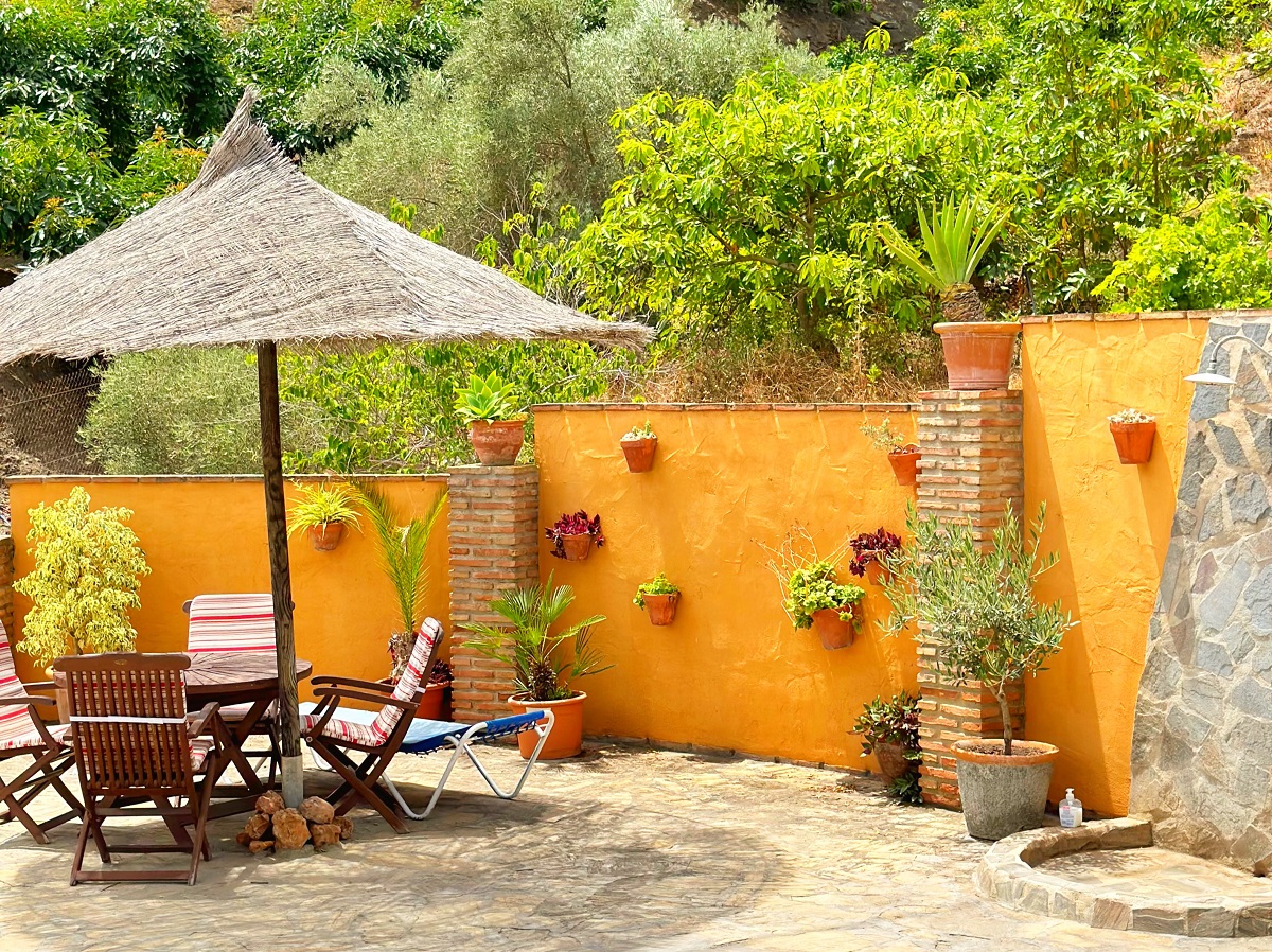 Charming Villa with Barbecue and Pool Centusur Finca Valle