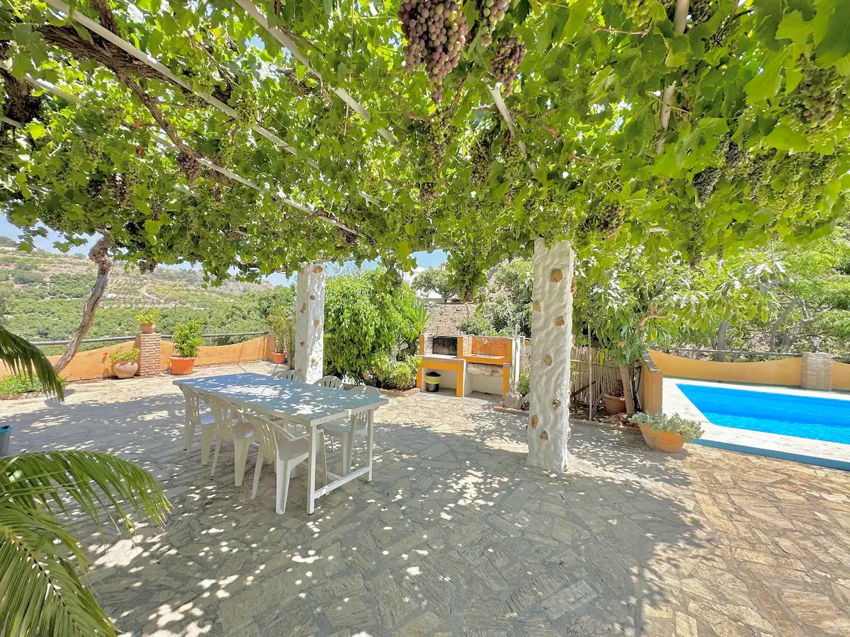 Charming Villa with Barbecue and Pool Centusur Finca Valle