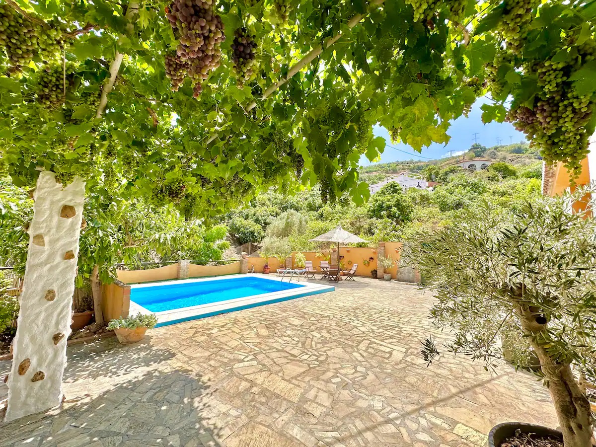 Charming Villa with Barbecue and Pool Centusur Finca Valle