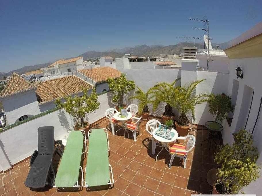 Room with Private Bathroom in Nerja Centusur Nerja B4